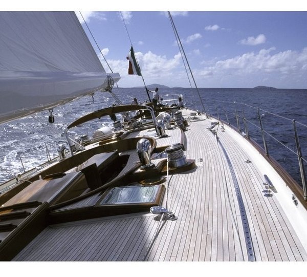 antonisa yacht